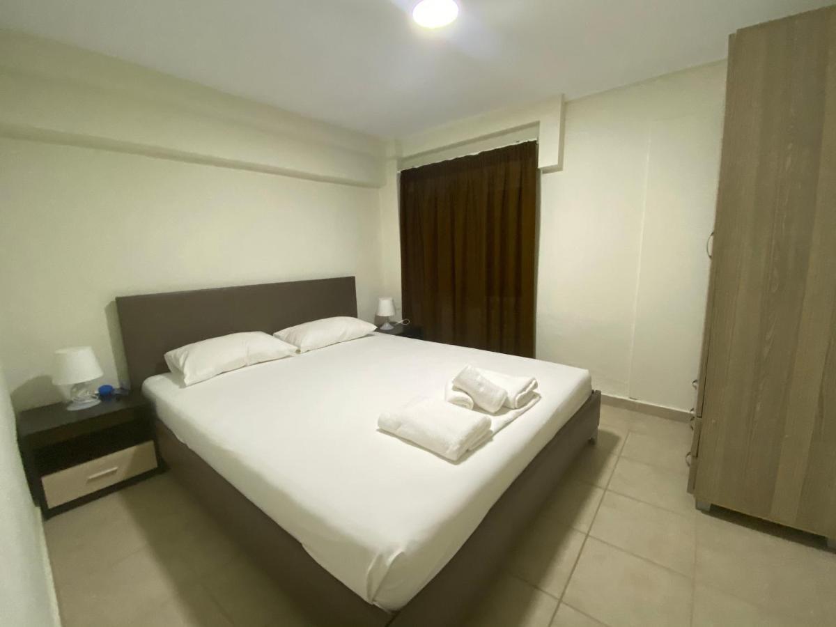 Totem Apartments Nea Plagia Ngoại thất bức ảnh